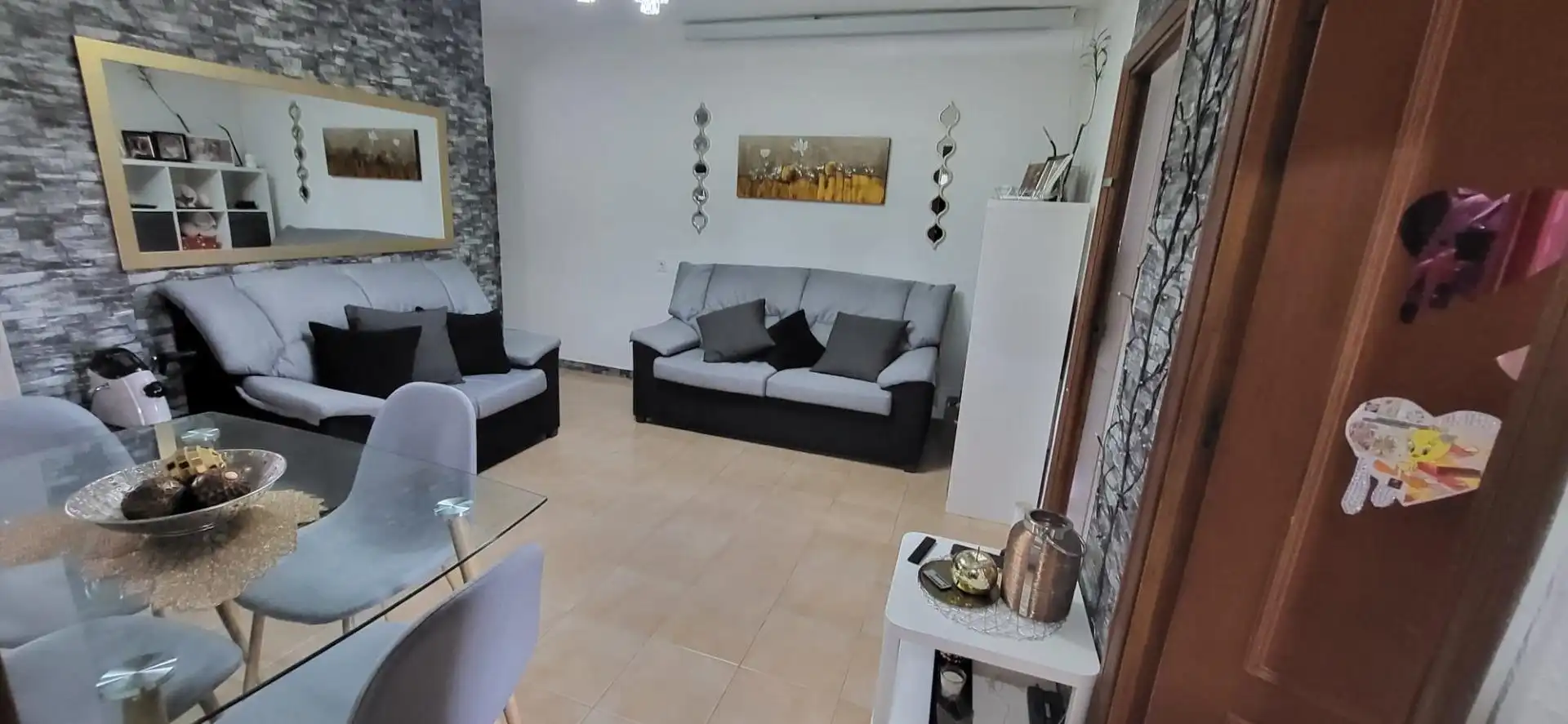Wohnzimmer von Wohnung zum Verkauf in Madrid mit Heizung, Terrasse und Balkon