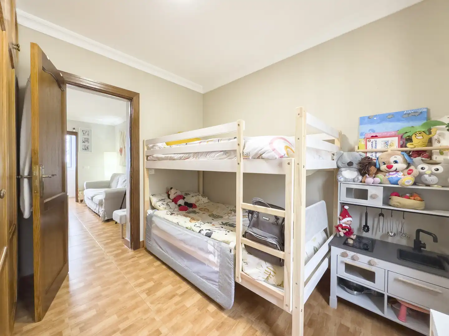 Schlafzimmer von Dachboden zum Verkauf in La Orotava mit Abstellraum und Möbliert