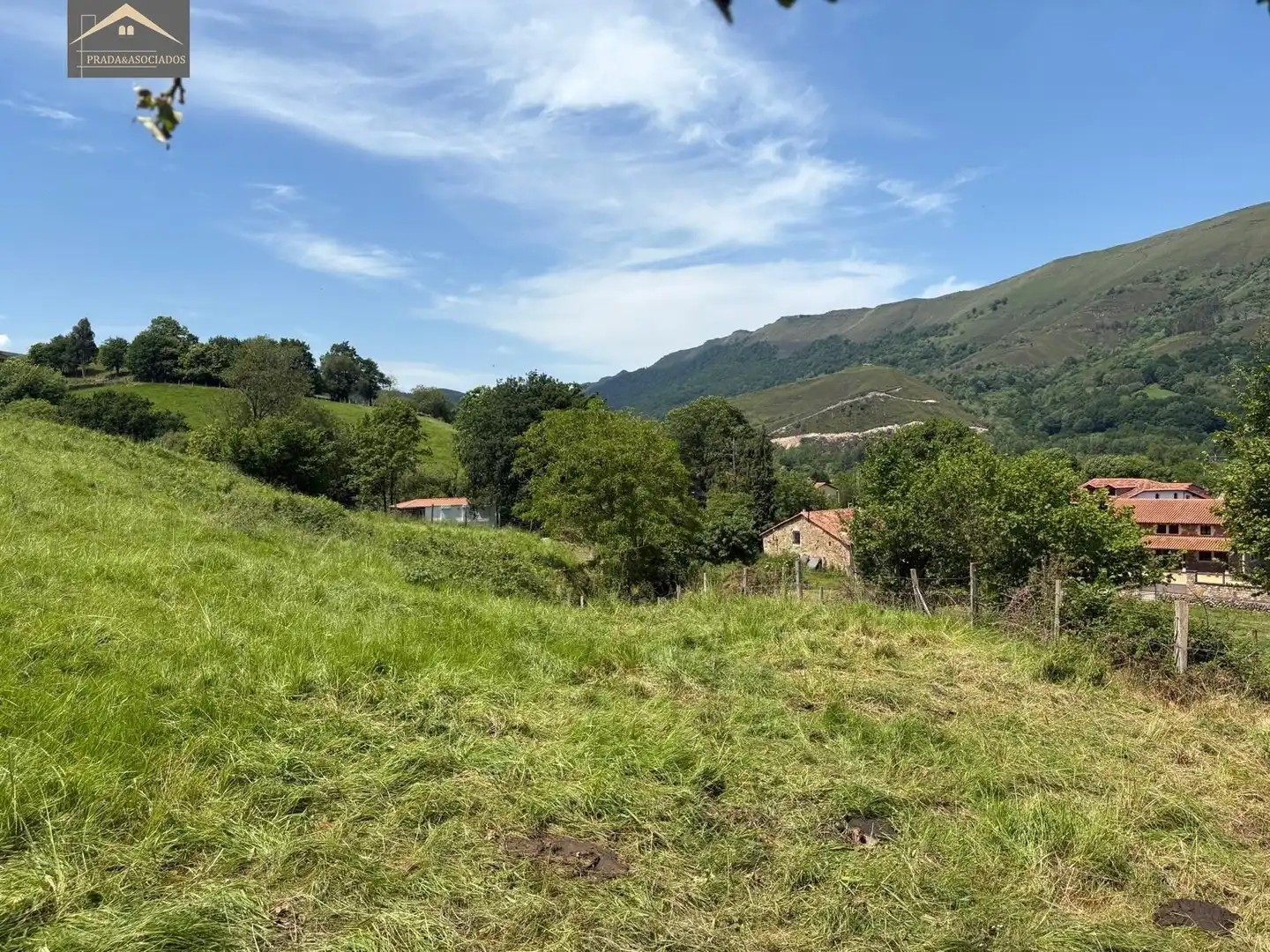 Residencial en venda en Ruente