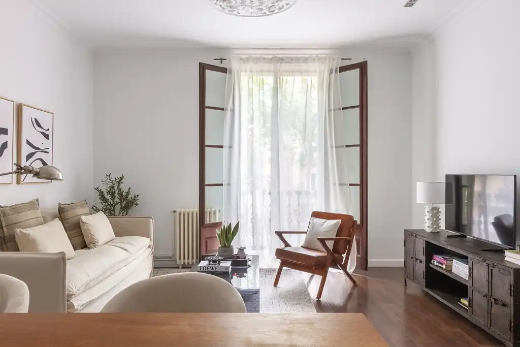 Living room of Apartments for sale in Barcelona  with Air Conditioner, Heating and Parquet flooring