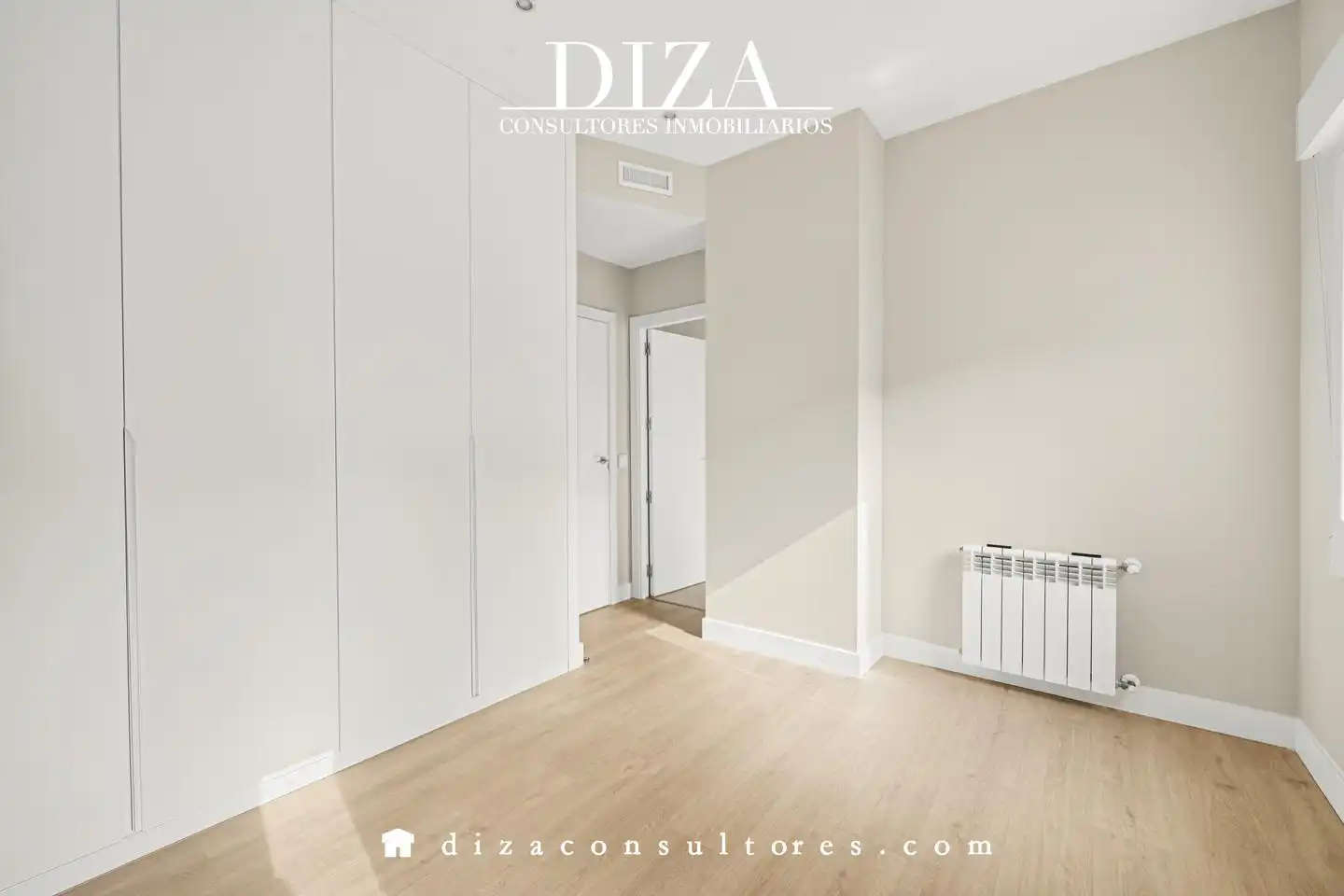 Flat for rent in Calle de Ibiza, Ibiza de Madrid
