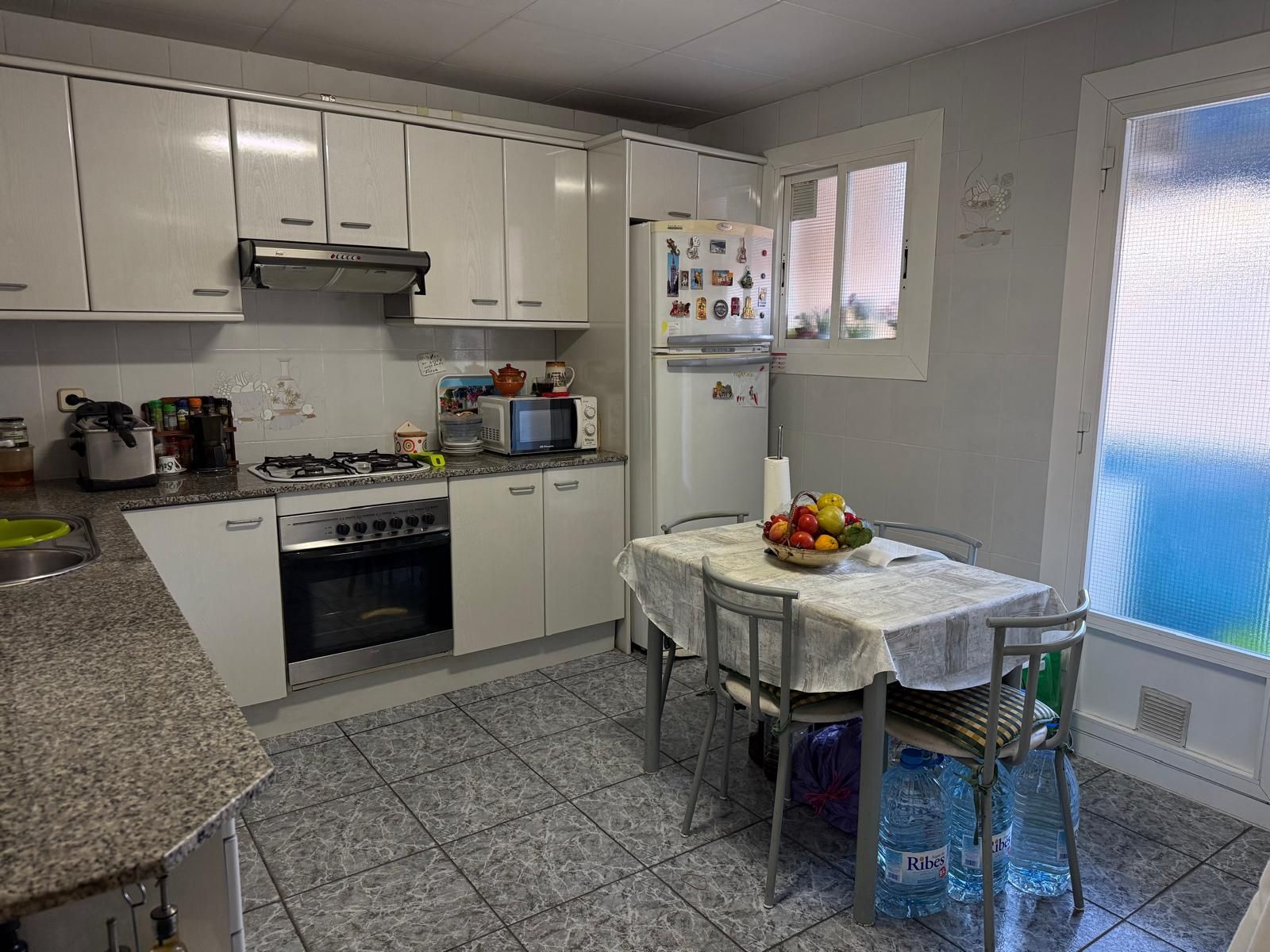 Cocina de Piso en venta en El Prat de Llobregat con Aire acondicionado, Calefacción y Lavadora