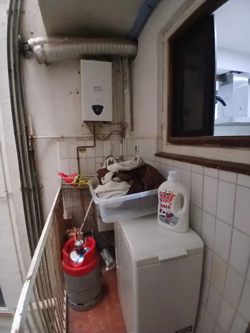 Badezimmer von Wohnung zur Miete in Pineda de Mar mit Möbliert, Ofen und Balkon