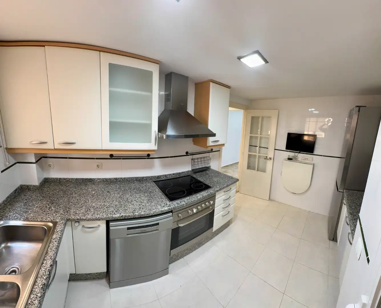 Cocina de Piso de alquiler en Bétera con Aire acondicionado, Calefacción y Jardín privado