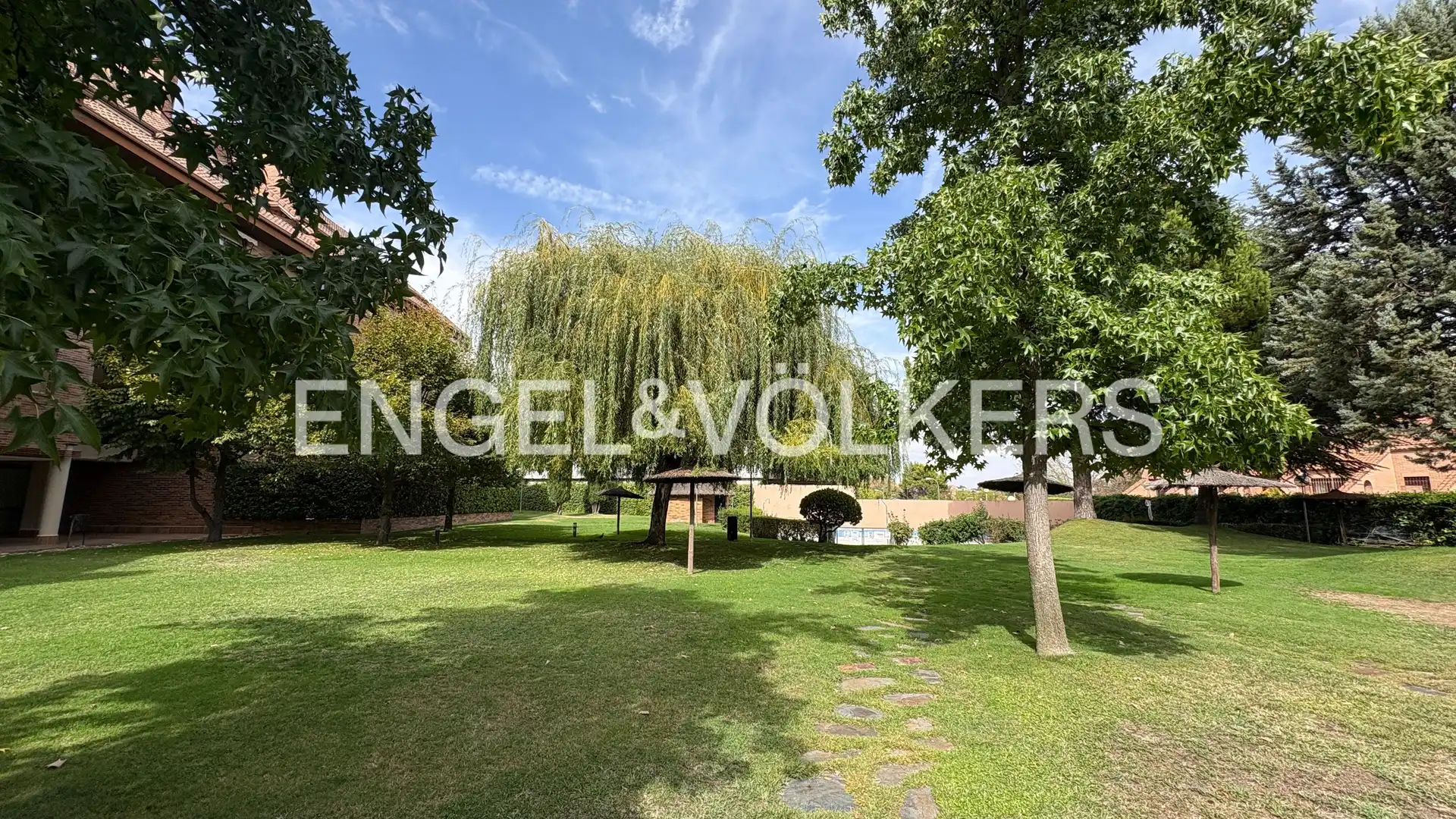 Flat with terrace to rent in Zona Carretera del Plantío, imagen 57