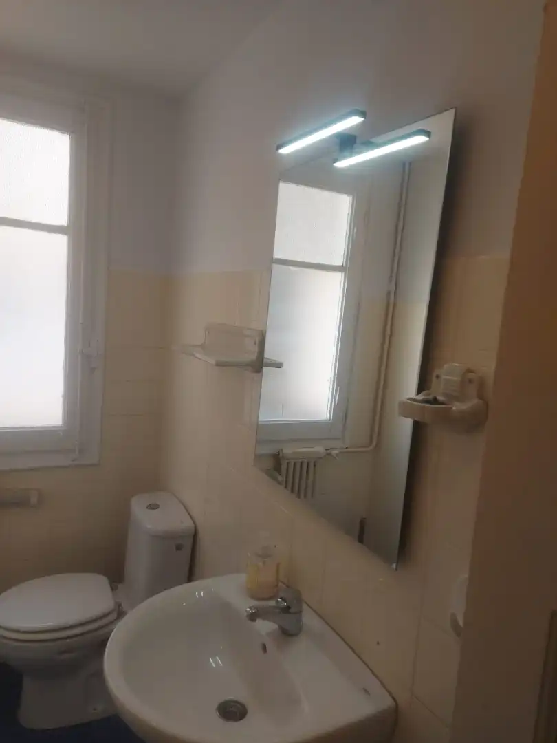 Badezimmer von Wohnung zur Miete in Zaragoza mit Heizung, Möbliert und Ofen