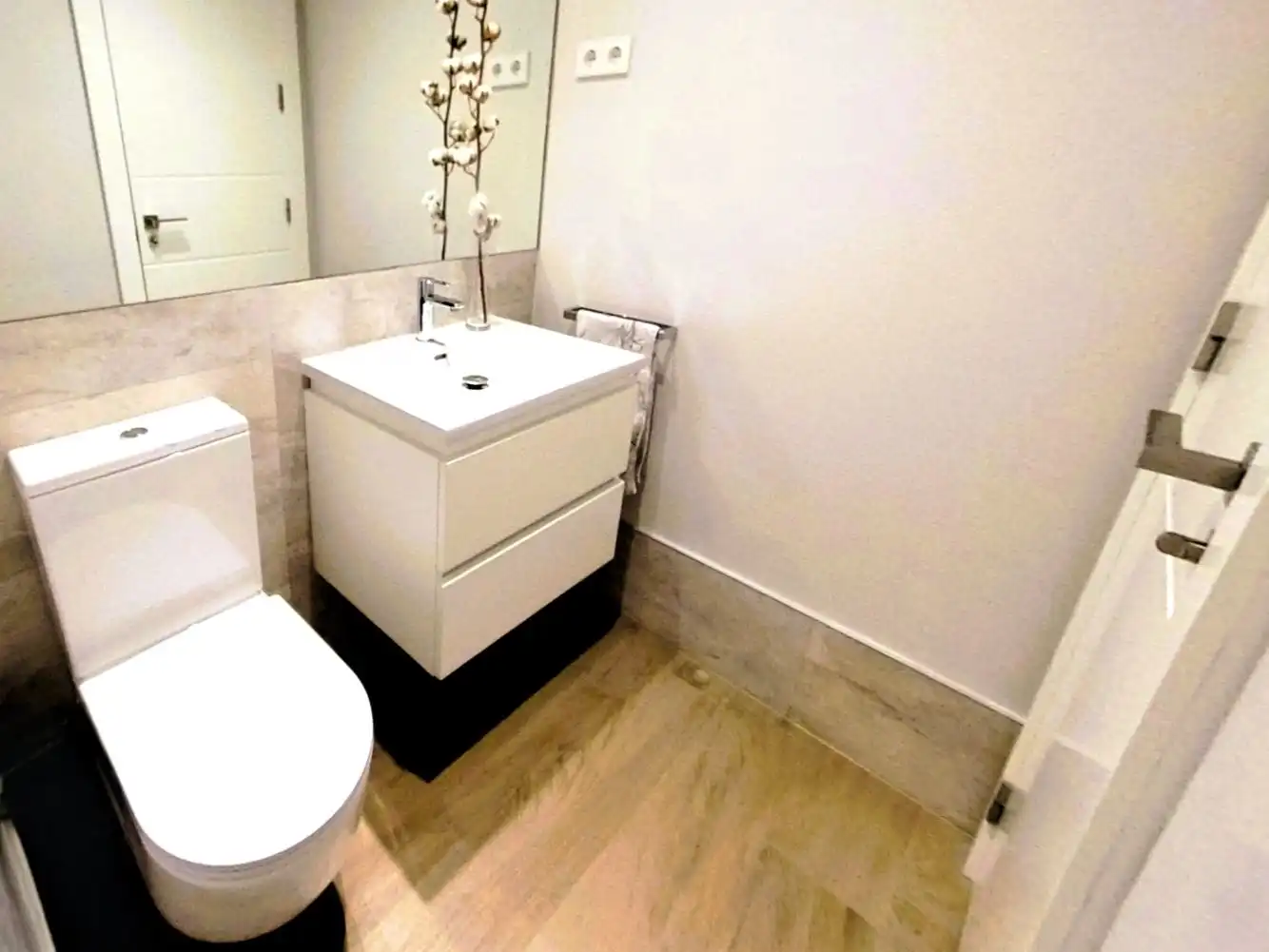 Baño de Piso en venta en Boadilla del Monte con Aire acondicionado y Terraza