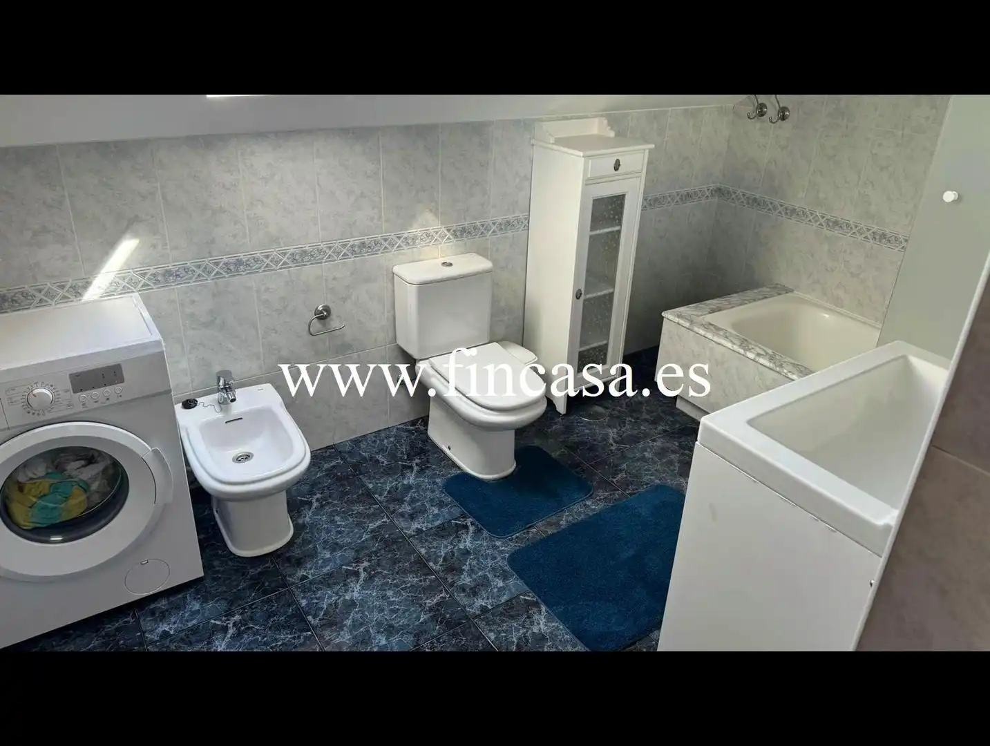Baño de Casa o chalet de alquiler en Vigo  con Calefacción, Jardín privado y Parquet