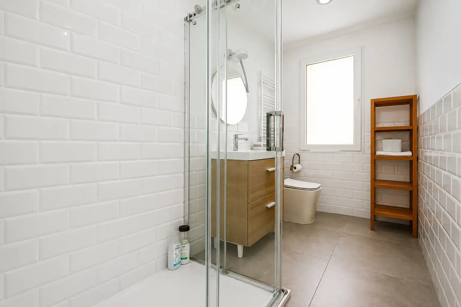Bathroom of Flat for rent in Santander  with Heating, Terrace and Furnished