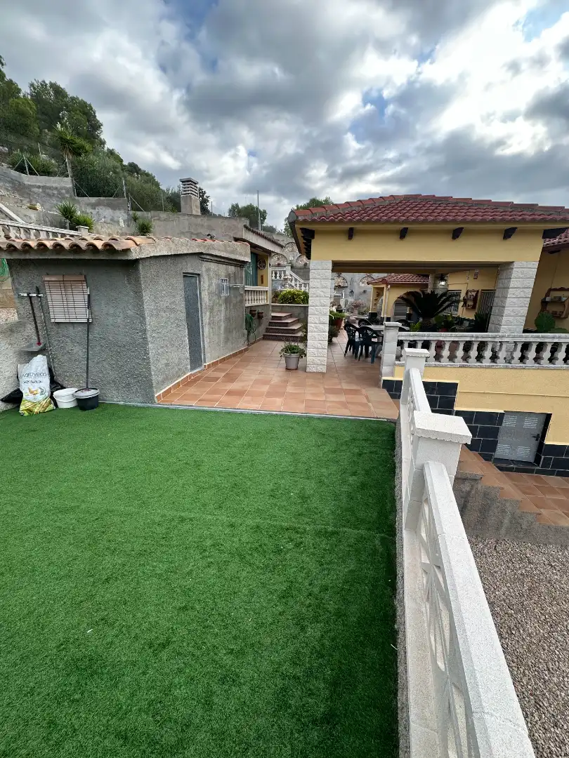 Terraza de Casa o chalet en venta en Castellet i la Gornal con Aire acondicionado, Calefacción y Jardín privado