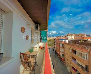 Exterior view of Apartment for sale in L'Hospitalet de Llobregat  with Air Conditioner, Heating and Parquet flooring
