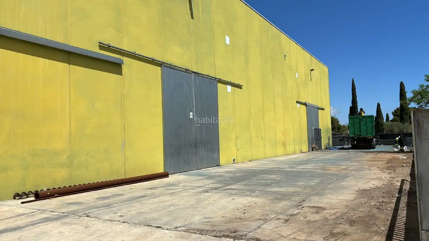Nave industrial in vendita a Passeig Venta Nova 84