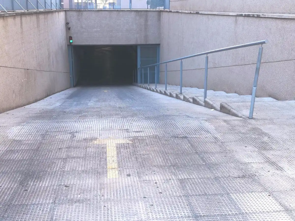 Garaje de alquiler en Córdoba