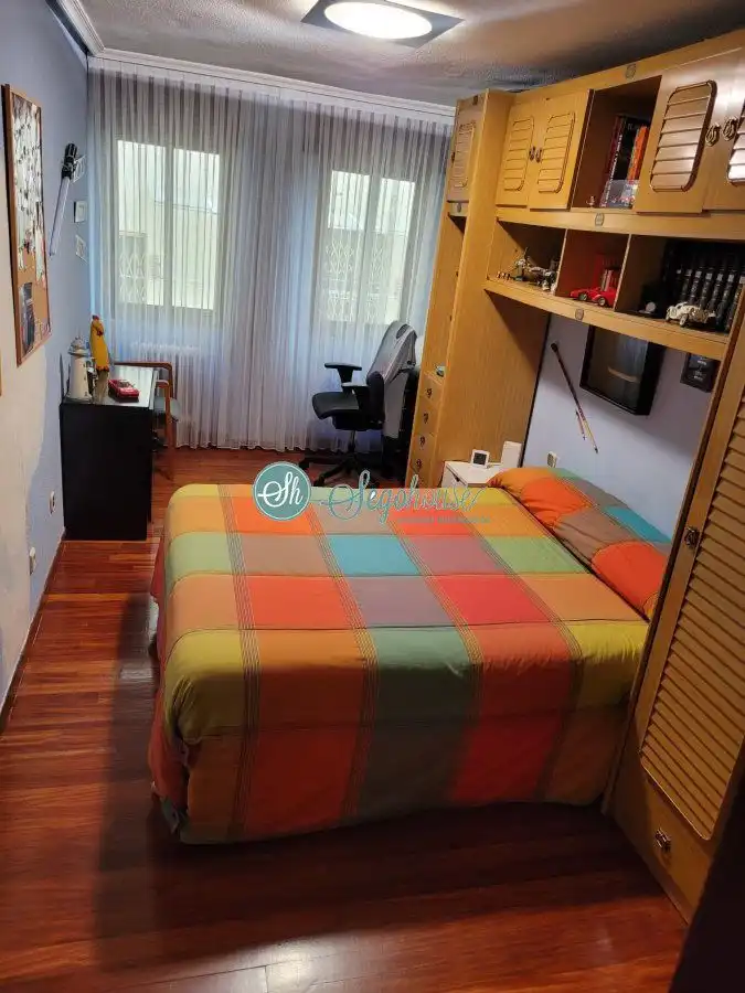 Dormitori de Pis en venda en Segovia amb Calefacció i Terrassa