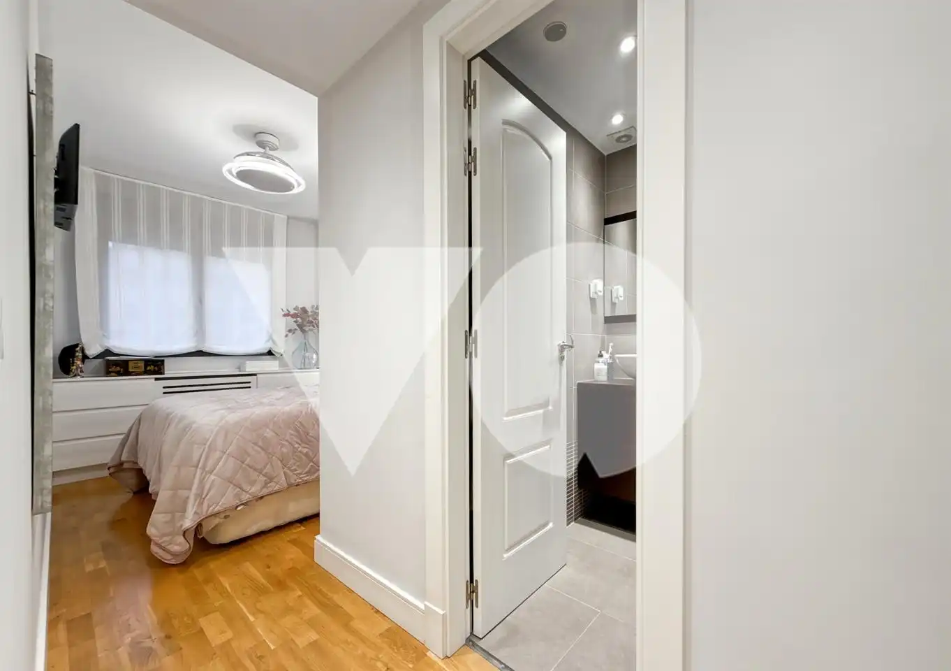 Schlafzimmer von Wohnung zum Verkauf in Madrid mit Klimaanlage und Möbliert