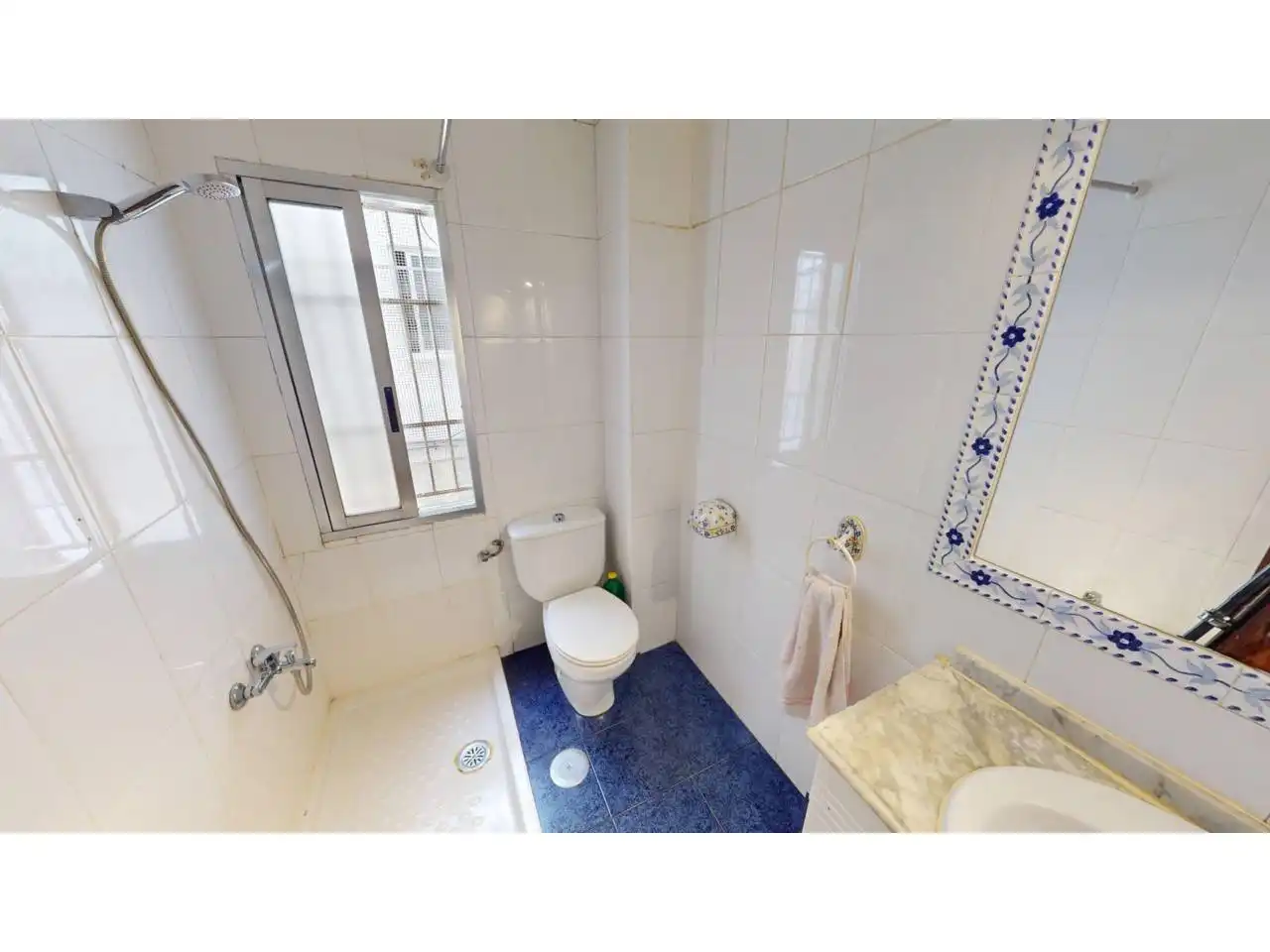 Badezimmer von Wohnung zum Verkauf in Getafe mit Heizung