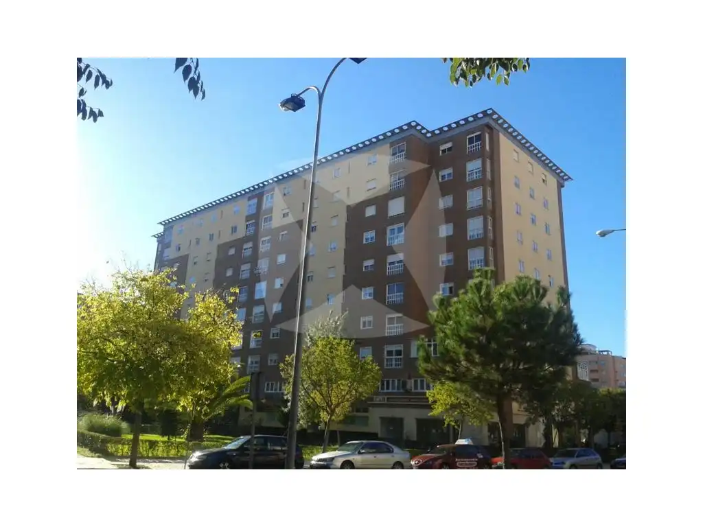 Appartement avec ascenseur à louer à Calle Luis Álvarez Lencero, imagen 2