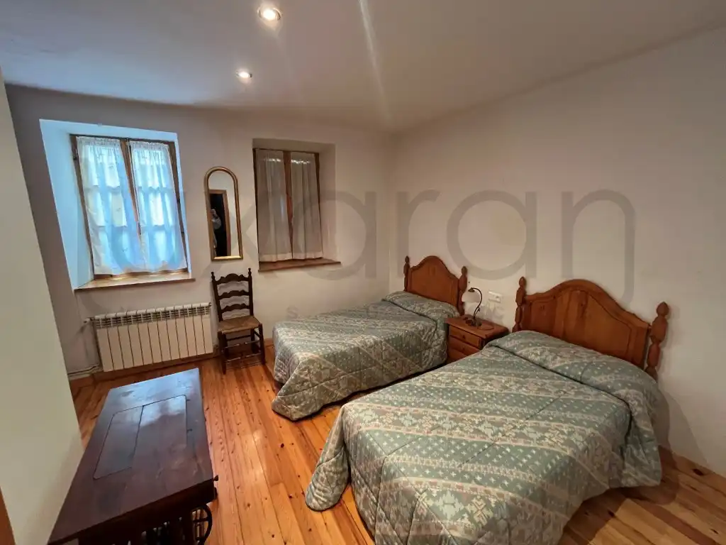 Dormitori de Casa o xalet en venda en Bossòst
