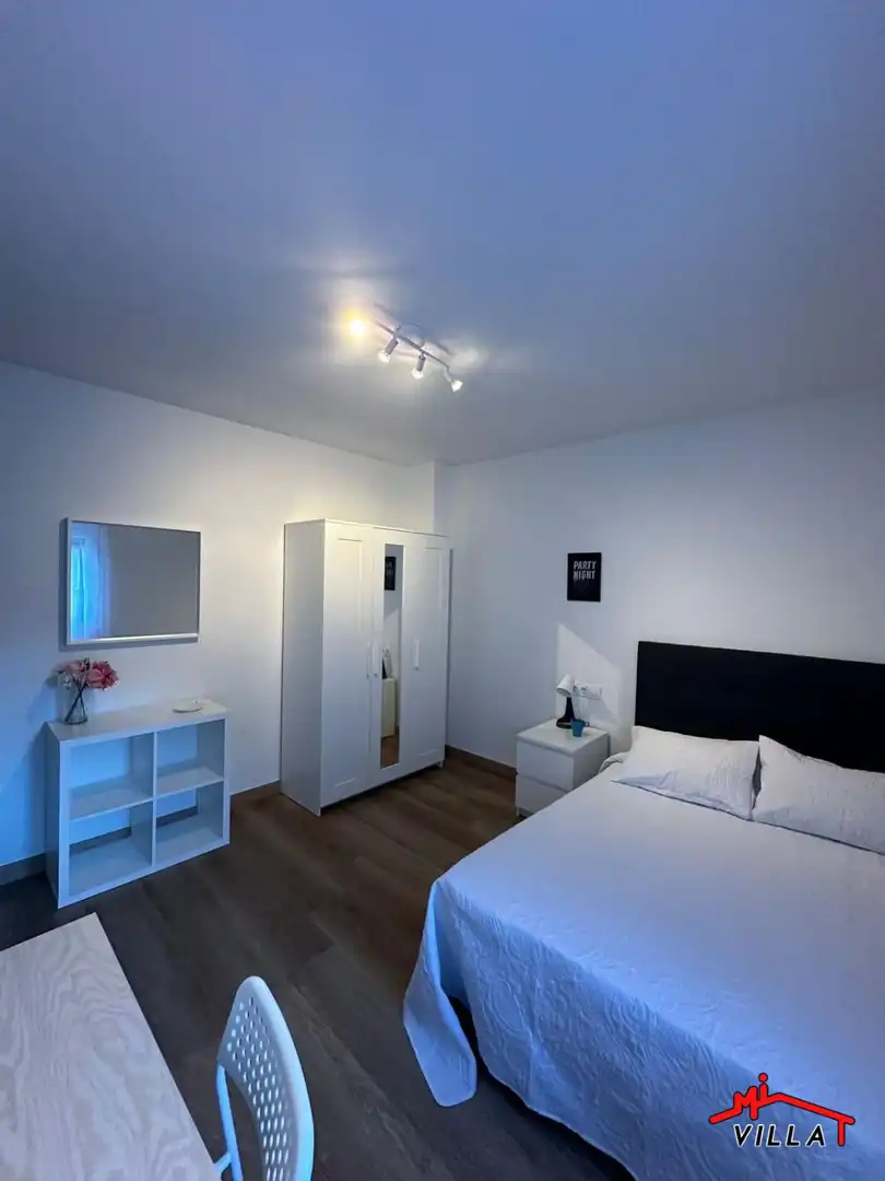 Schlafzimmer von Wohnung zum Verkauf in Laredo mit Heizung und Parkett