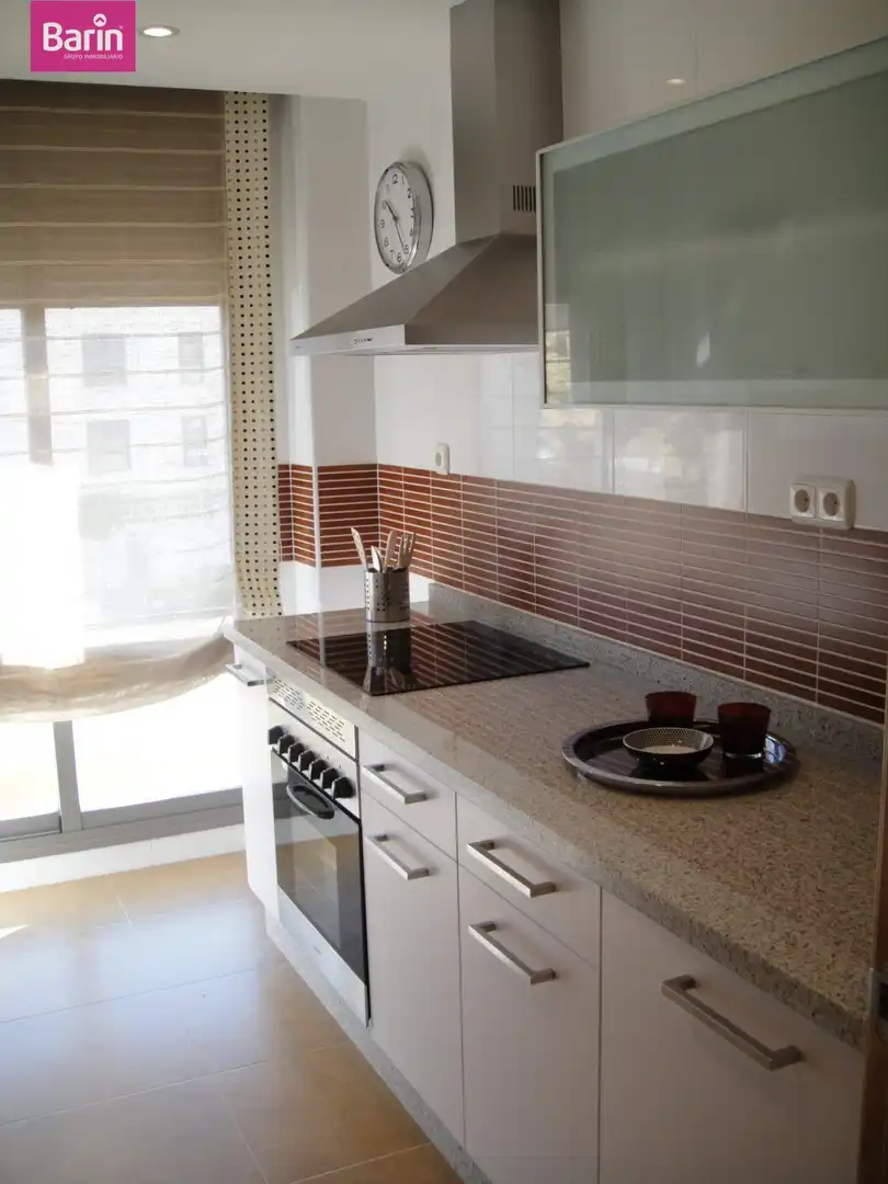 Küche von Wohnung zur Miete in Córdoba mit Klimaanlage, Heizung und Privatgarten