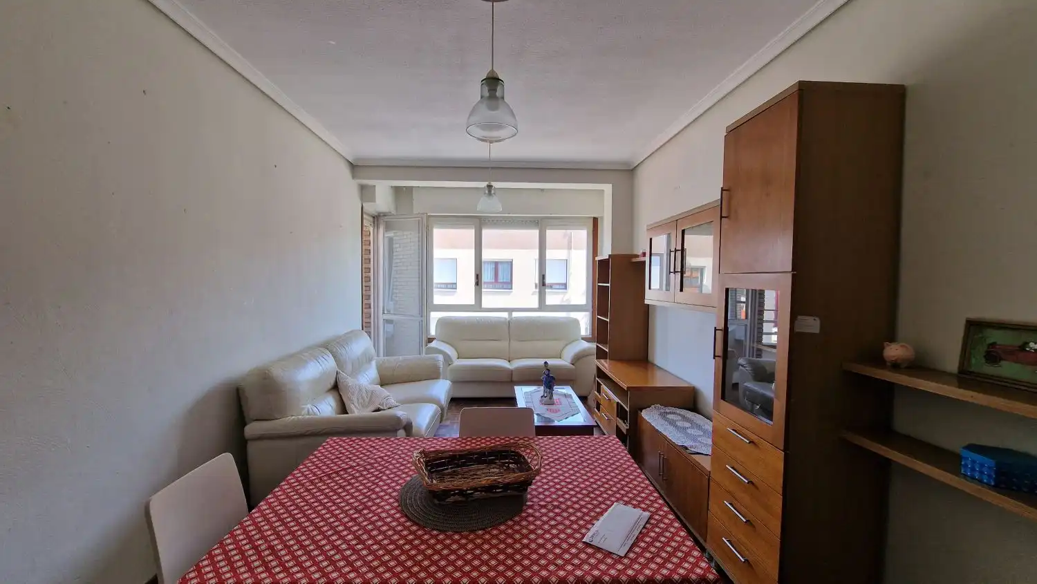 Sala de estar de Piso en venta en Torrelavega  con Calefacción y Balcón