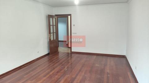 Photo 4 of Flat for sale in Avenida Santiago, Ventiun, Ourense Capital