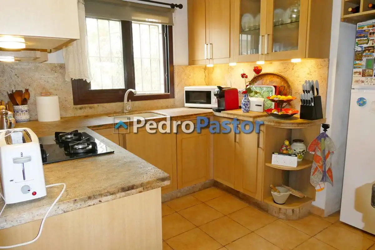 Cocina de Casa o chalet en venta en Dénia con Aire acondicionado, Calefacción y Terraza