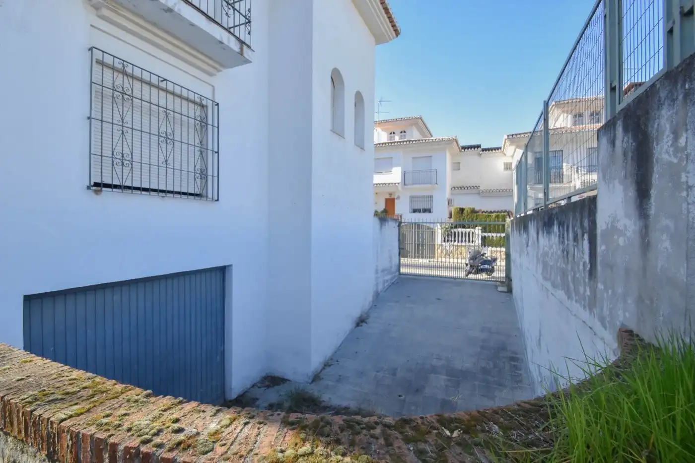 Vista exterior de Casa o chalet en venta en Granada