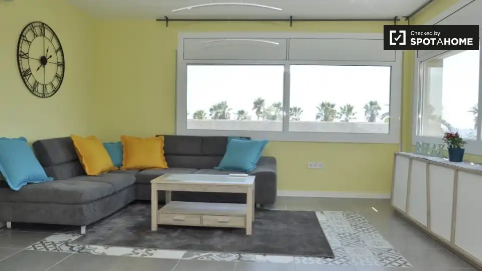 Room in La Barceloneta