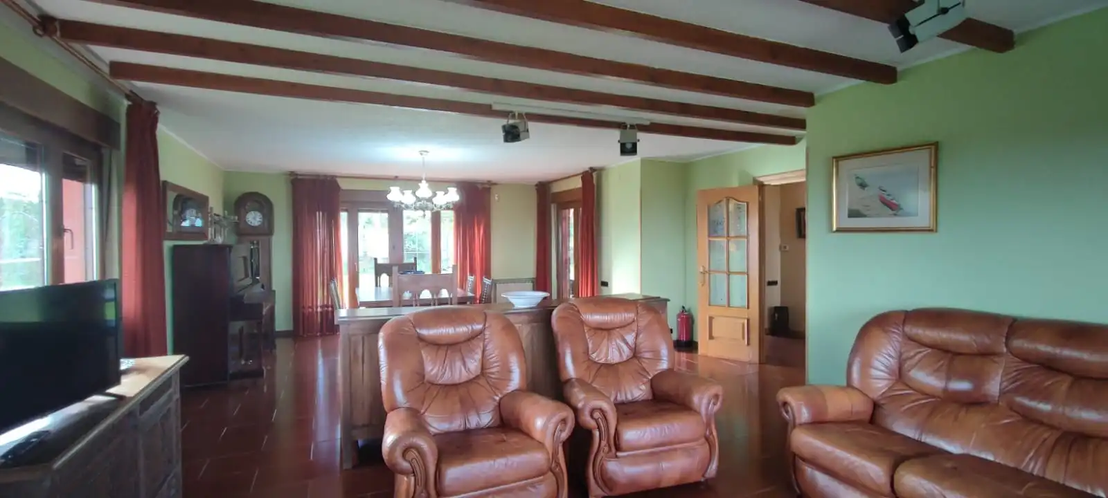 Wohnzimmer von Country house zum Verkauf in Llanes mit Heizung, Privatgarten und Terrasse