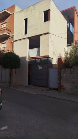 Edificio en Venta en L'Olleria