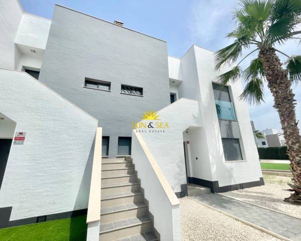 Casa-chalet en Alquiler en El Raso