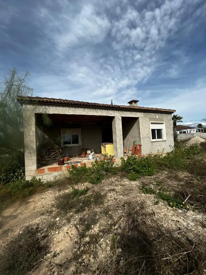 Vista exterior de Casa o xalet en venda en Crevillent