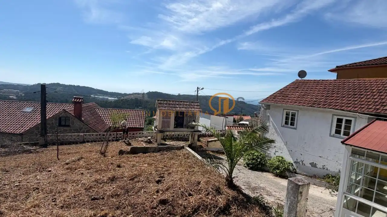 Country homes for sale in Bueu  with Heating, Private garden and Storage room