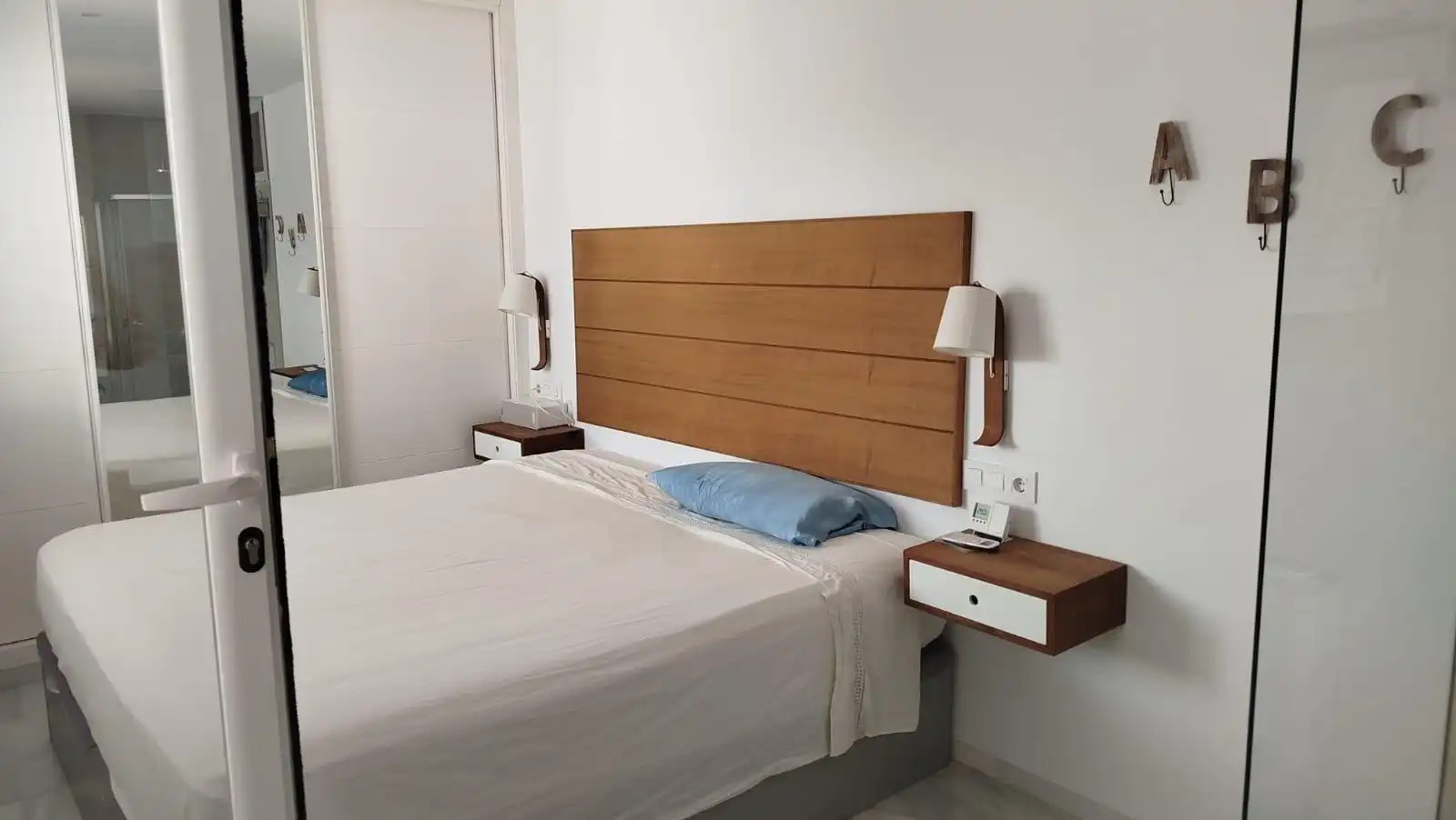 Bedroom of Duplexes for rent in Córdoba  with Air Conditioner, Terrace and Furnished