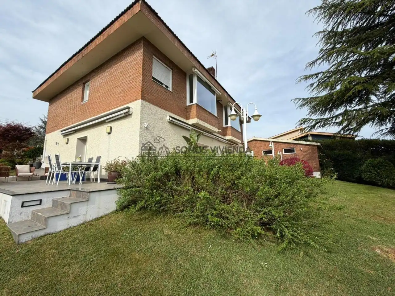 Jardín de Casa o chalet en venta en Ourense Capital  con Calefacción, Jardín privado y Terraza