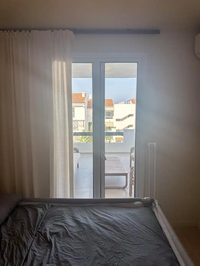 Terraza de Apartamento de alquiler en Estepona con Aire acondicionado, Terraza y Piscina