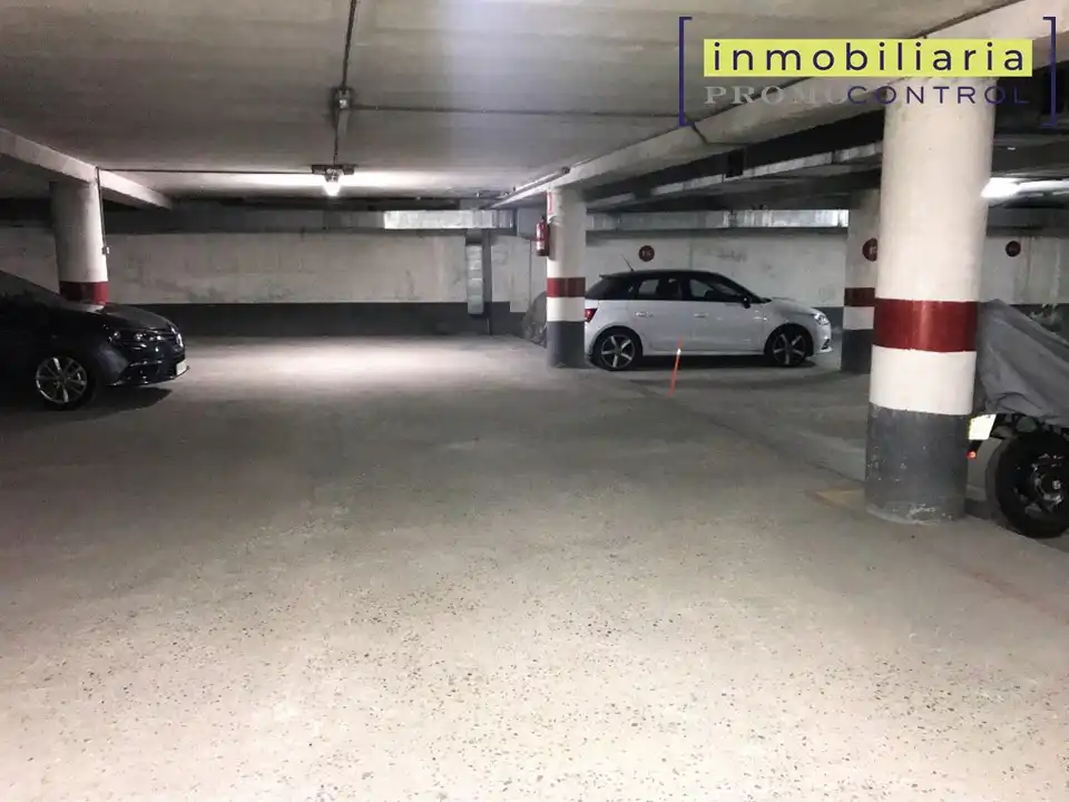 Parking de Garaje en venta en Zuera