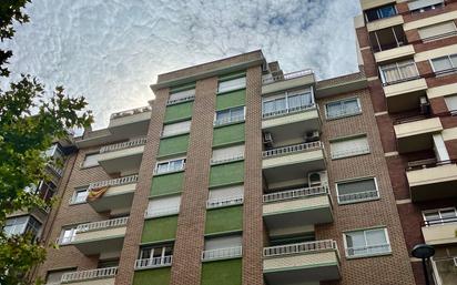 Exterior view of Flat for sale in  Zaragoza Capital  with Terrace and Balcony