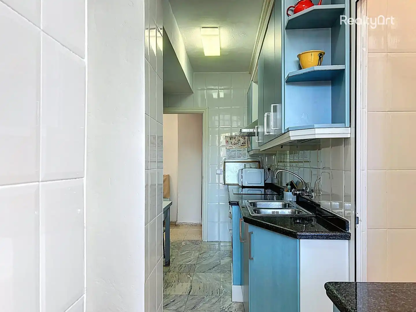 Kitchen of Flat for sale in Sevilla  with Air Conditioner, Terrace and Balcony