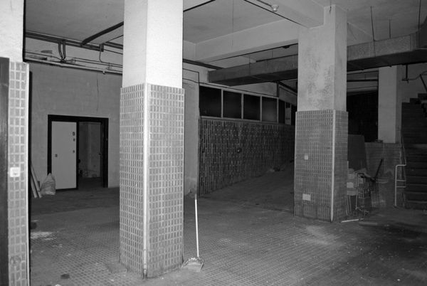 Premises for sale in  Valencia Capital