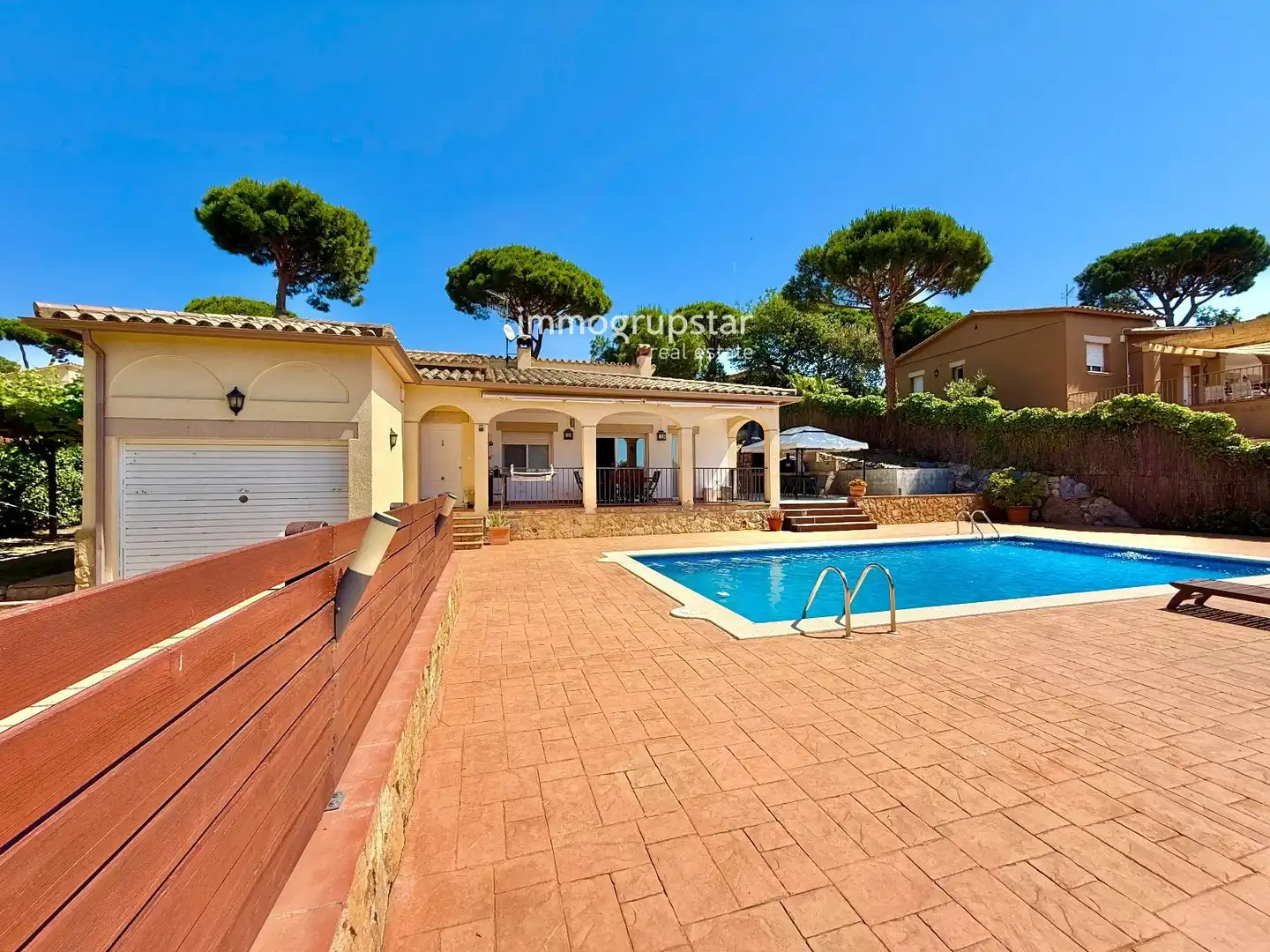 Vista exterior de Casa o xalet en venda en Calonge i Sant Antoni amb Aire condicionat, Calefacció i Terrassa