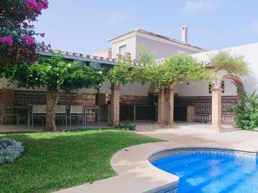 Xalet amb balcó en venda a NIZA