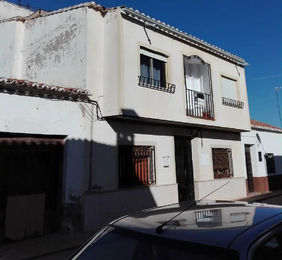 Vista exterior de Piso en venta en Torrenueva con Terraza