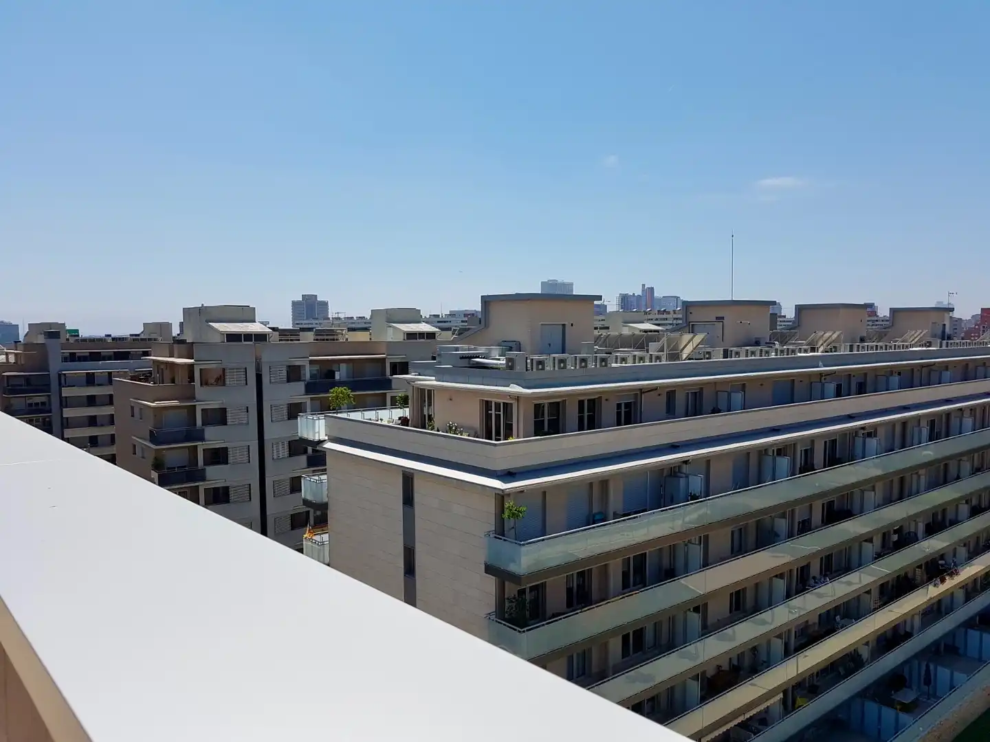 Terrassa de Àtic de lloguer en Sant Adrià de Besòs amb Aire condicionat, Calefacció i Parquet
