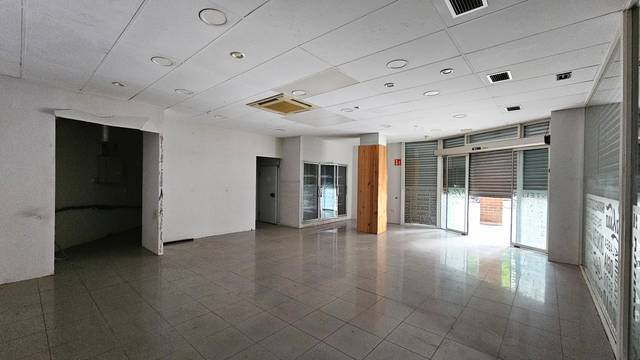 Local comercial en Alquiler en Arrieta Pasabidea en Aranbizkarra