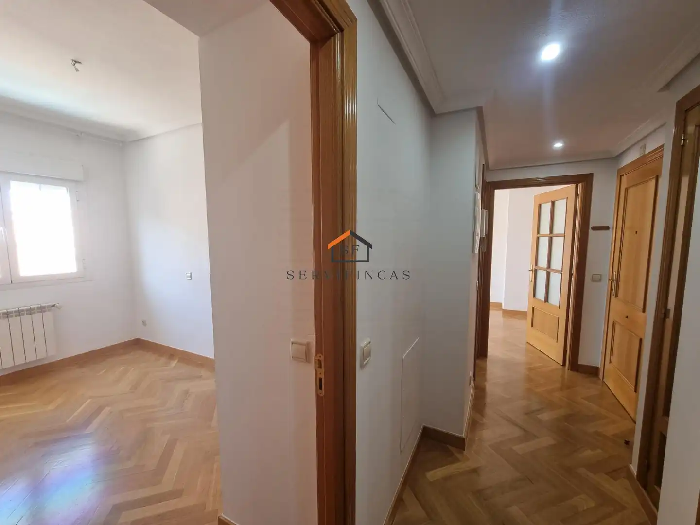 Flat for rent in Madrid  with Heating, Parquet flooring and Storage room