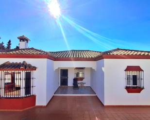 Exterior view of House or chalet for sale in Chiclana de la Frontera  with Heating, Private garden and Storage room