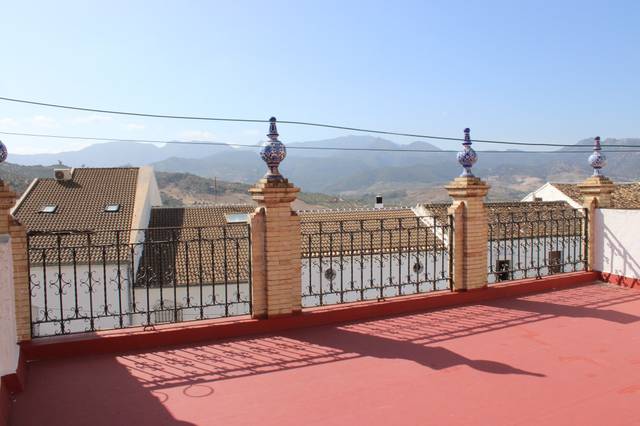 Casa-chalet en Venta en Avenida Constitucion  en Algodonales