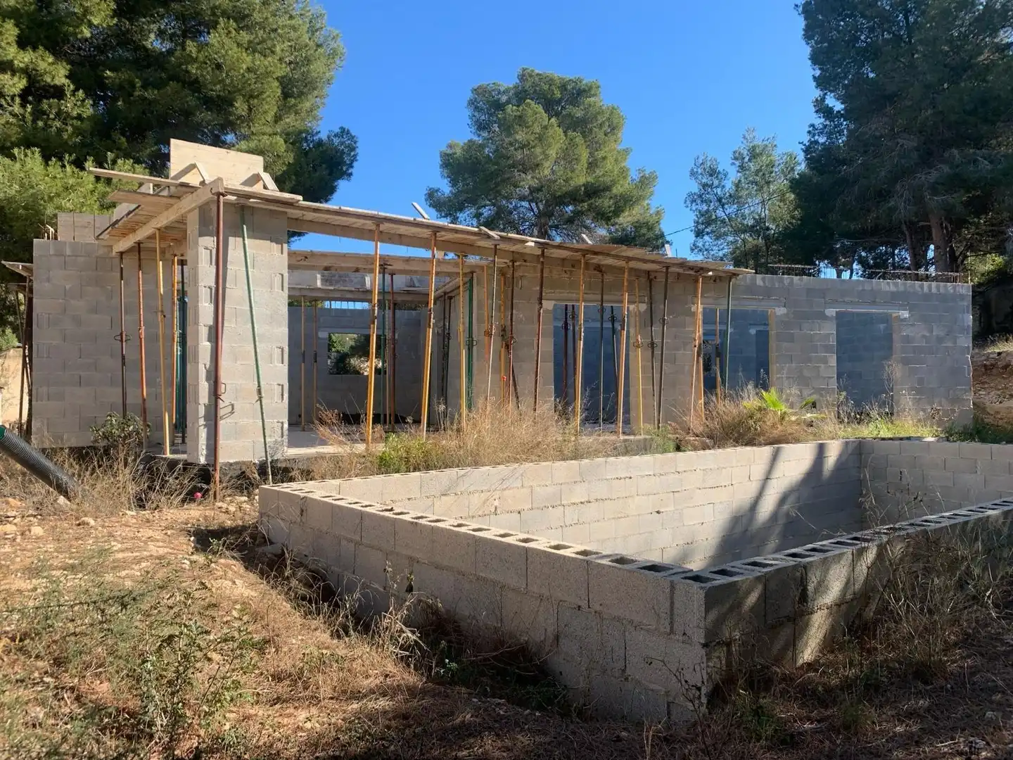 Casa con terraza en venta en Urbanizacion Los Pinos, imagen 2